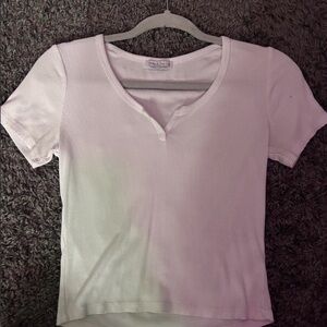 Ribbed Short-Sleeve Notch Tee in Light Pink